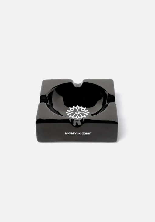 MKI CERAMIC ASHTRAY