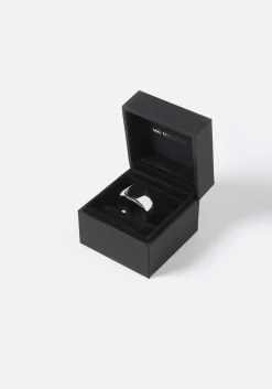 MKI OVAL SIGNET RING